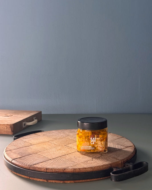 CAVOLFIORE, mandorle e arancia in olio extravergine di oliva