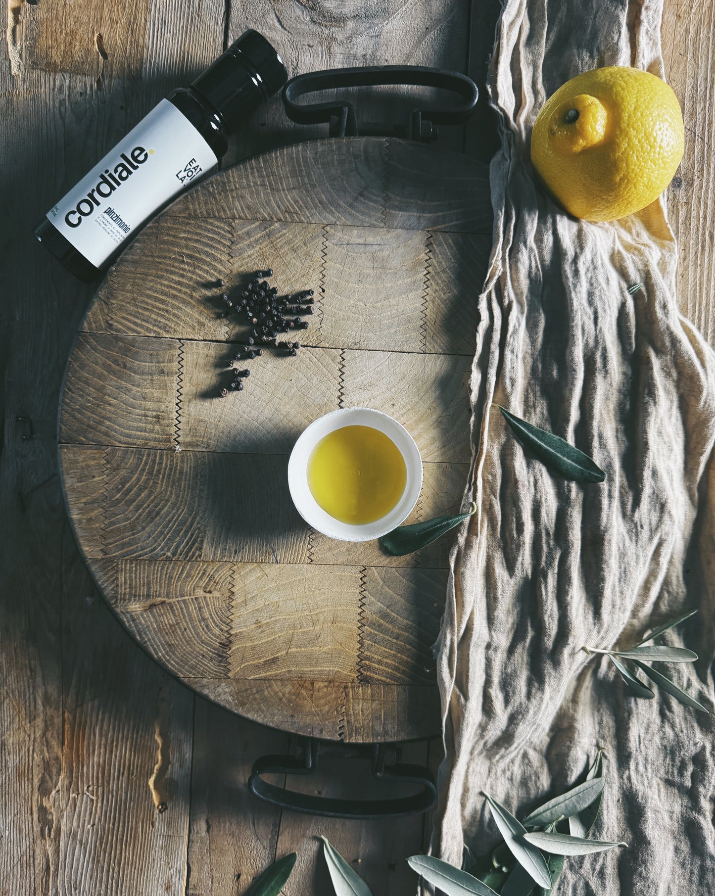 CORDIALE condimento a base di olio extravergine di oliva