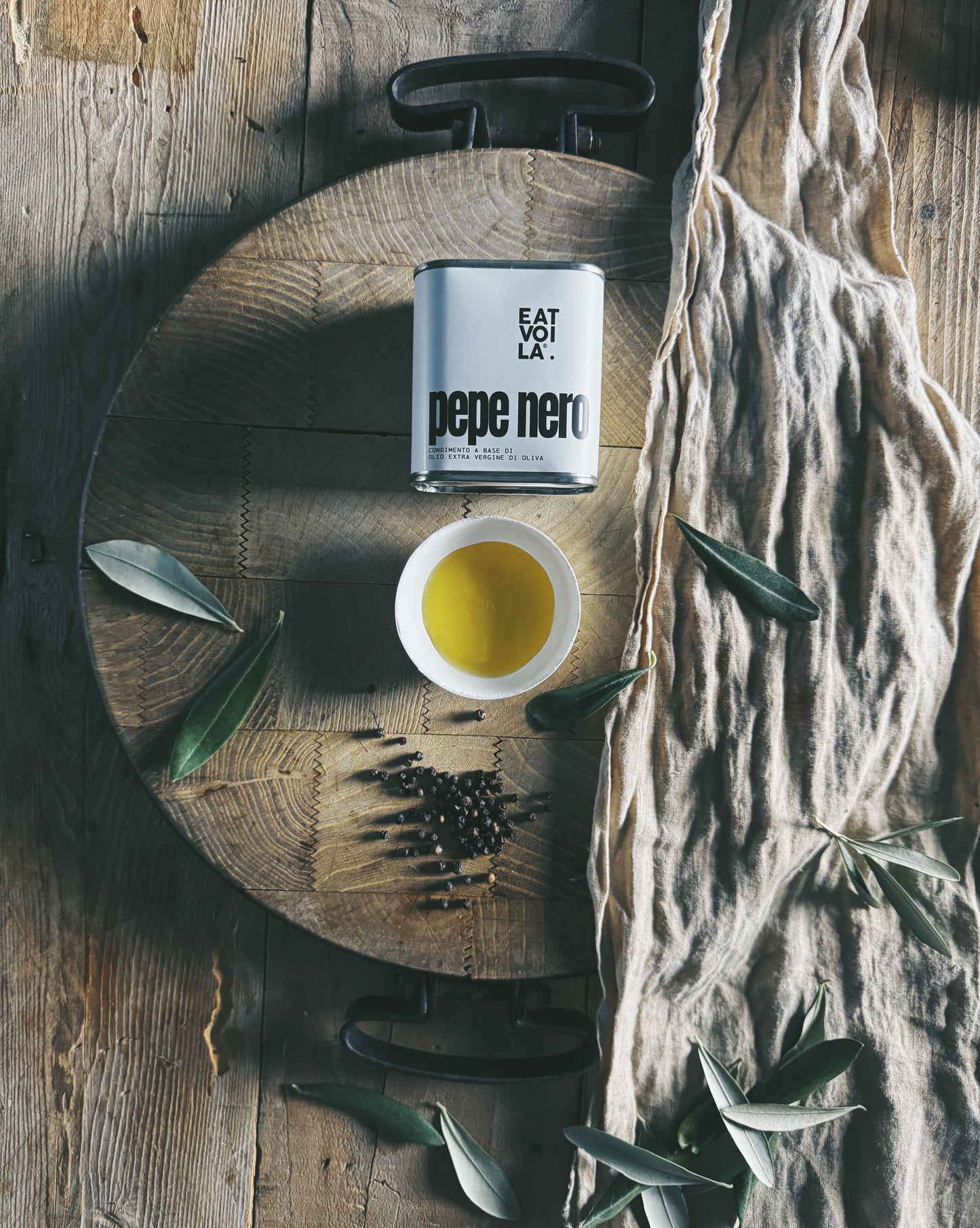 CONDIMENTO AL PEPE NERO a base di olio extravergine di oliva
