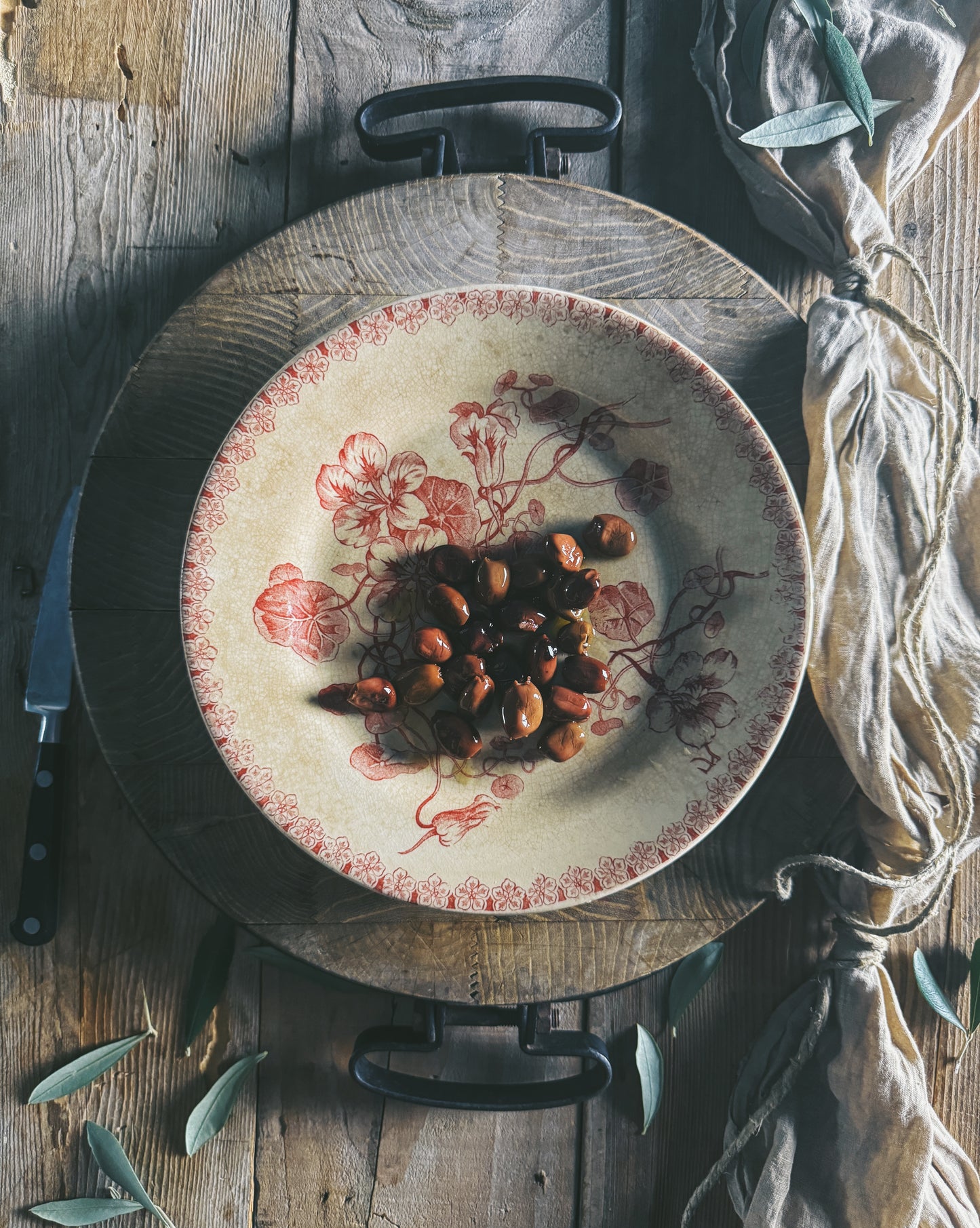 OLIVE TAGGIASCHE DENOCCIOLATE in olio extravergine di oliva